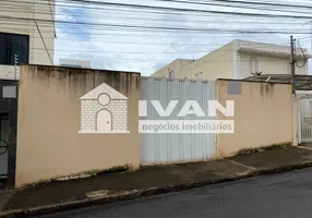 Foto 1 de Lote/Terreno à venda, 300m² em Tabajaras, Uberlândia