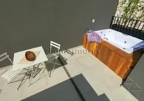 Foto 1 de Casa com 2 Quartos à venda, 113m² em Real Parque, São Paulo