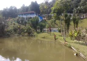 Foto 1 de Fazenda/Sítio com 3 Quartos à venda, 10000m² em Curral, Ibiúna