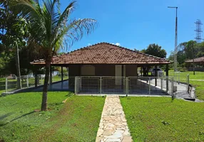 Foto 1 de Fazenda/Sítio com 4 Quartos à venda, 6000m² em Chacaras City, Agudos