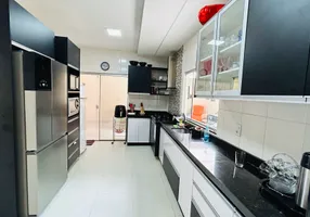 Foto 1 de Casa com 3 Quartos à venda, 180m² em Residencial Eli Forte, Goiânia