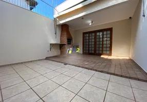 Foto 1 de Casa com 3 Quartos à venda, 200m² em Parque Jardim Europa, Bauru