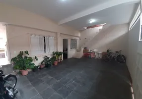 Foto 1 de Casa com 5 Quartos à venda, 174m² em Jardim Capao Redondo, São Paulo