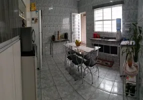 Foto 1 de Casa com 2 Quartos à venda, 119m² em Parque das Laranjeiras, Sorocaba