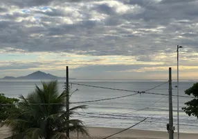 Foto 1 de Casa com 3 Quartos para alugar, 150m² em Cabeçudas, Itajaí