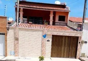 Foto 1 de Casa com 4 Quartos à venda, 271m² em Cajazeiras, Fortaleza