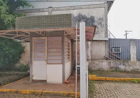 Foto 1 de Galpão/Depósito/Armazém à venda, 765m² em São João, Porto Alegre