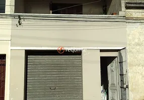 Foto 1 de Casa com 2 Quartos à venda, 229m² em Centro, Pelotas