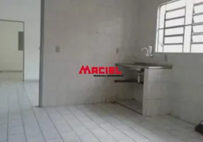 Foto 1 de Casa com 2 Quartos à venda, 61m² em Jardim Castanheira, São José dos Campos