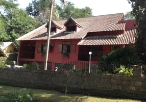 Foto 1 de Casa com 4 Quartos à venda, 232m² em Fazendinha, Itatiaia