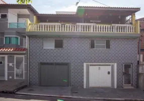 Foto 1 de Casa com 4 Quartos para alugar, 200m² em Parque Continental II, Guarulhos