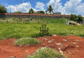 Foto 1 de Lote/Terreno à venda, 700m² em Jatobá, Londrina