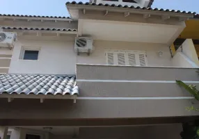 Foto 1 de Casa com 3 Quartos à venda, 220m² em Ipanema, Porto Alegre