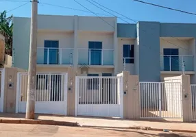Foto 1 de Casa com 2 Quartos à venda, 65m² em Novo Barreirinho, Ibirite