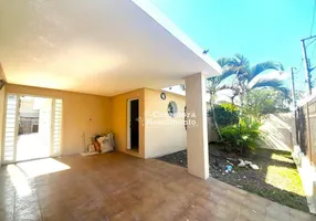 Foto 1 de Casa com 3 Quartos para venda ou aluguel, 140m² em Centro, Jacareí