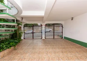 Foto 1 de Sobrado com 2 Quartos à venda, 154m² em Canhema, Diadema