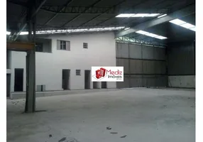 Foto 1 de Galpão/Depósito/Armazém à venda, 2000m² em Jaragua, São Paulo