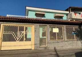 Foto 1 de Sobrado com 3 Quartos à venda, 240m² em Vila Curuçá, São Paulo