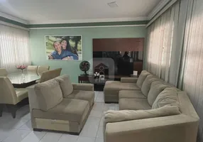 Foto 1 de Casa com 3 Quartos à venda, 139m² em Jardim das Palmeiras, Uberlândia