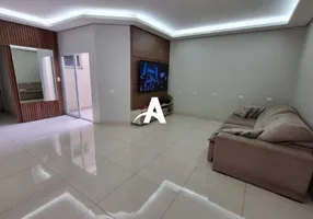 Foto 1 de Casa com 3 Quartos à venda, 198m² em Santa Mônica, Uberlândia