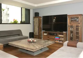 Foto 1 de Apartamento com 4 Quartos à venda, 240m² em Batel, Curitiba