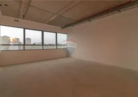 Foto 1 de Sala Comercial à venda, 37m² em Chácara das Pedras, Porto Alegre