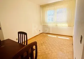 Foto 1 de Apartamento com 2 Quartos à venda, 60m² em Teresópolis, Porto Alegre