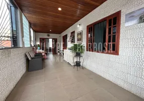 Foto 1 de Casa com 3 Quartos à venda, 351m² em Irajá, Rio de Janeiro