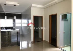 Foto 1 de Casa com 2 Quartos à venda, 70m² em Jardim Europa, Uberlândia