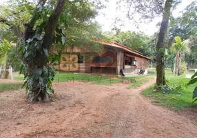 Foto 1 de Fazenda/Sítio com 3 Quartos à venda, 320m² em Jardim Colonial, Bauru