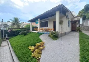 Foto 1 de Casa com 4 Quartos à venda, 200m² em Jardim Guanabara, Rio de Janeiro