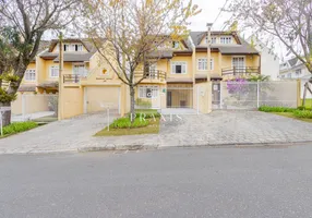 Foto 1 de Sobrado com 4 Quartos à venda, 142m² em Capão da Imbuia, Curitiba