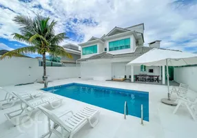 Foto 1 de Casa com 4 Quartos à venda, 246m² em Jurerê Internacional, Florianópolis