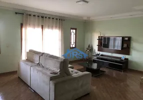 Foto 1 de Casa com 3 Quartos à venda, 140m² em Vila Sul Americana, Carapicuíba