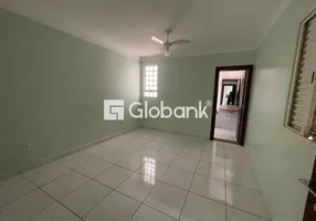 Foto 1 de Casa com 3 Quartos à venda, 280m² em Major Prates, Montes Claros