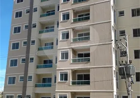 Foto 1 de Apartamento com 2 Quartos à venda, 53m² em Centro, Lauro de Freitas
