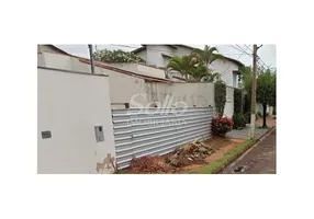 Foto 1 de Lote/Terreno à venda, 374m² em Patrimônio, Uberlândia