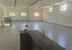 Foto 1 de Ponto Comercial para alugar, 220m² em Vila Curuçá, São Paulo