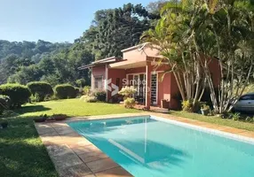 Foto 1 de Casa com 3 Quartos à venda, 260m² em Golfe, Teresópolis