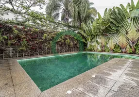 Foto 1 de Casa com 4 Quartos para alugar, 600m² em Jardim América, São Paulo