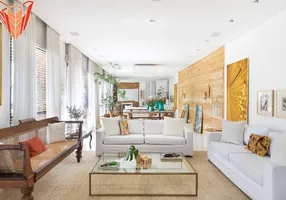 Foto 1 de Apartamento com 4 Quartos à venda, 246m² em Real Parque, São Paulo