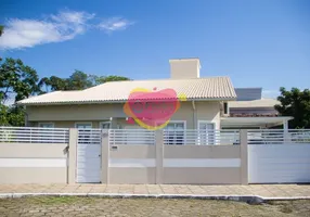 Foto 1 de Casa com 3 Quartos à venda, 270m² em Carianos, Florianópolis