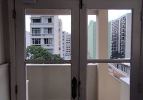 Foto 1 de Apartamento com 2 Quartos à venda, 85m² em Copacabana, Rio de Janeiro