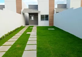 Foto 1 de Casa com 2 Quartos à venda, 70m² em Mangabeira, Eusébio