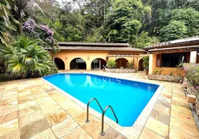 Foto 1 de Casa com 4 Quartos para venda ou aluguel, 950m² em Vila del Rey, Nova Lima