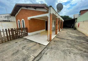 Foto 1 de Casa com 3 Quartos à venda, 170m² em Jardim Cherveson, Rio Claro