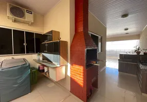 Foto 1 de Casa com 3 Quartos à venda, 112m² em Campestre, Santo André