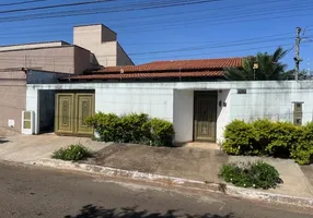 Foto 1 de Casa com 3 Quartos à venda, 228m² em Jardim Brasil, Goiânia