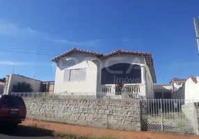 Foto 1 de Casa com 3 Quartos à venda, 261m² em Jardim Sao Carlos, São Carlos