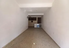 Foto 1 de Imóvel Comercial para alugar, 25m² em Guaratiba, Rio de Janeiro